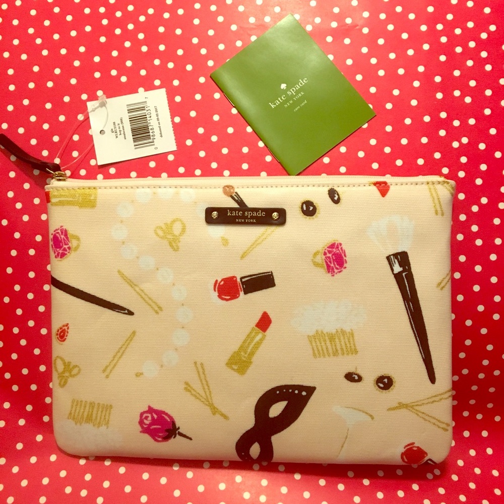 LAST ONE! KATE SPADE ♠️ MAKE UP OR IPAD MINI CASE
